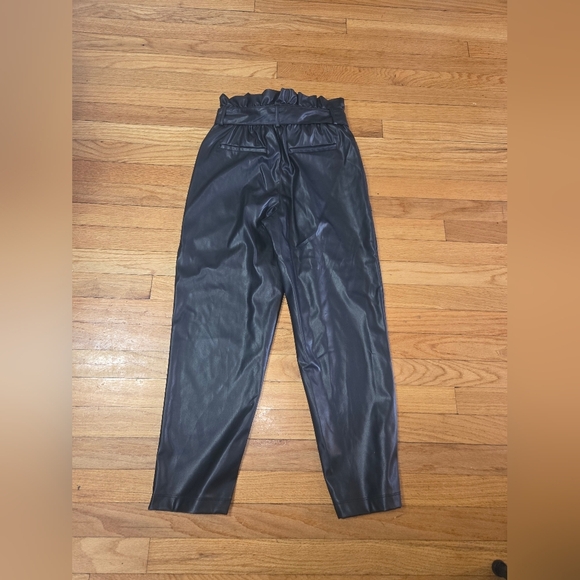 Who What Wear Black High-Waisted Faux Leather Trousers with Tie Waist EUC Size 2 - Picture 9 of 14